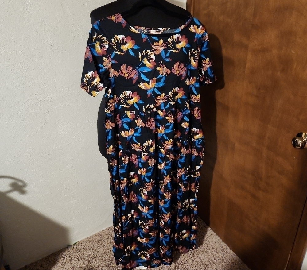 YESNO Black Floral Maxi Midi Dress Medium
